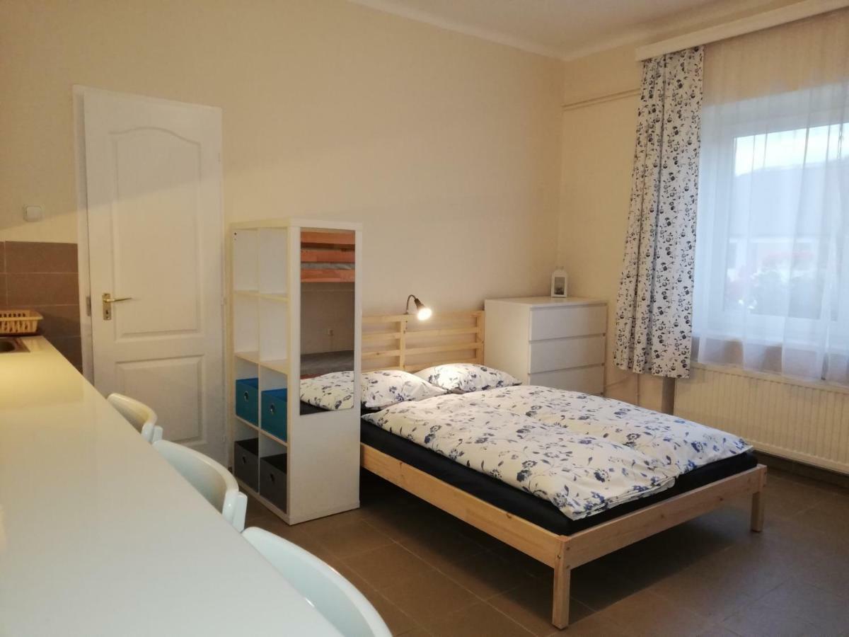 Gyoengyszem Vendeghaz Hotel Eger Ngoại thất bức ảnh