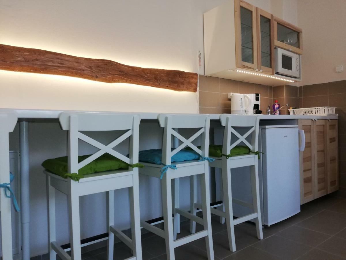 Gyoengyszem Vendeghaz Hotel Eger Ngoại thất bức ảnh